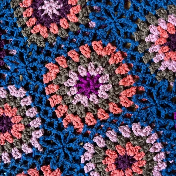 Natural Life Crochet Tank - Picture 7 of 7